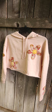 Sweatshirt/Cropped w/daisy applique  Med.  Peach