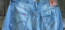 LEVI 501's JEANS Peace  32 x 31.5