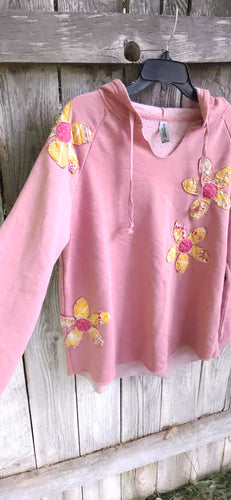 Sweatshirt w/ Daisy applique  ExLarge Muted Dusty Rose