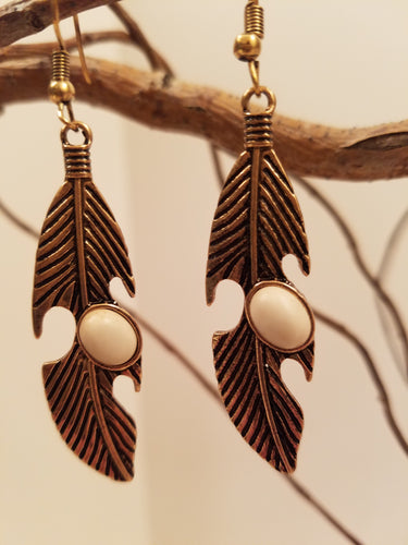 FEATHER DANGLE EARRING NO. 45