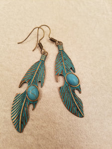 FEATHER DANGLE EARRING NO. 44