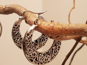 CARVED HOOP EARRINGS NO. 18