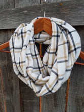 FLANNEL INFINITY SCARF