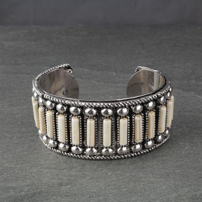 WESTERN BRACELET CUFF NO.10